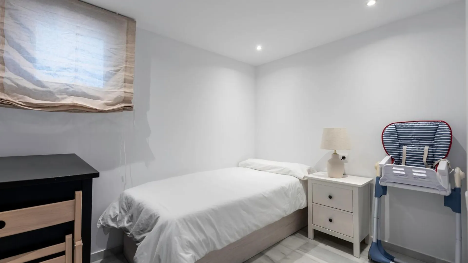 Alcazaba Beach Apartment Estepona Spain
