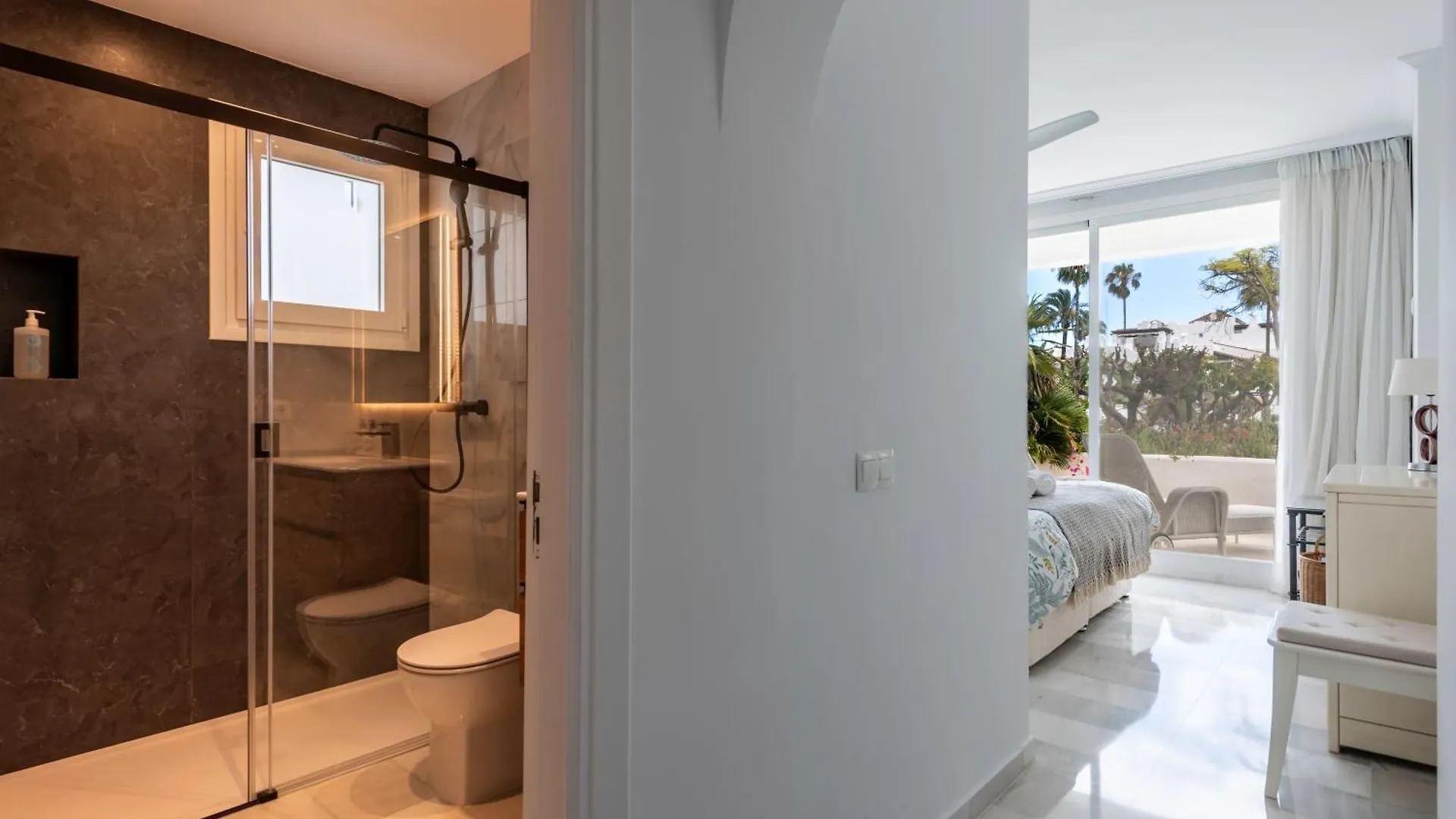 Alcazaba Beach Apartment Estepona 0*,